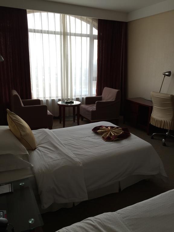 Tai'An Dong Yue Resort ภายนอก รูปภาพ