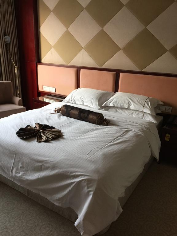 Tai'An Dong Yue Resort ภายนอก รูปภาพ